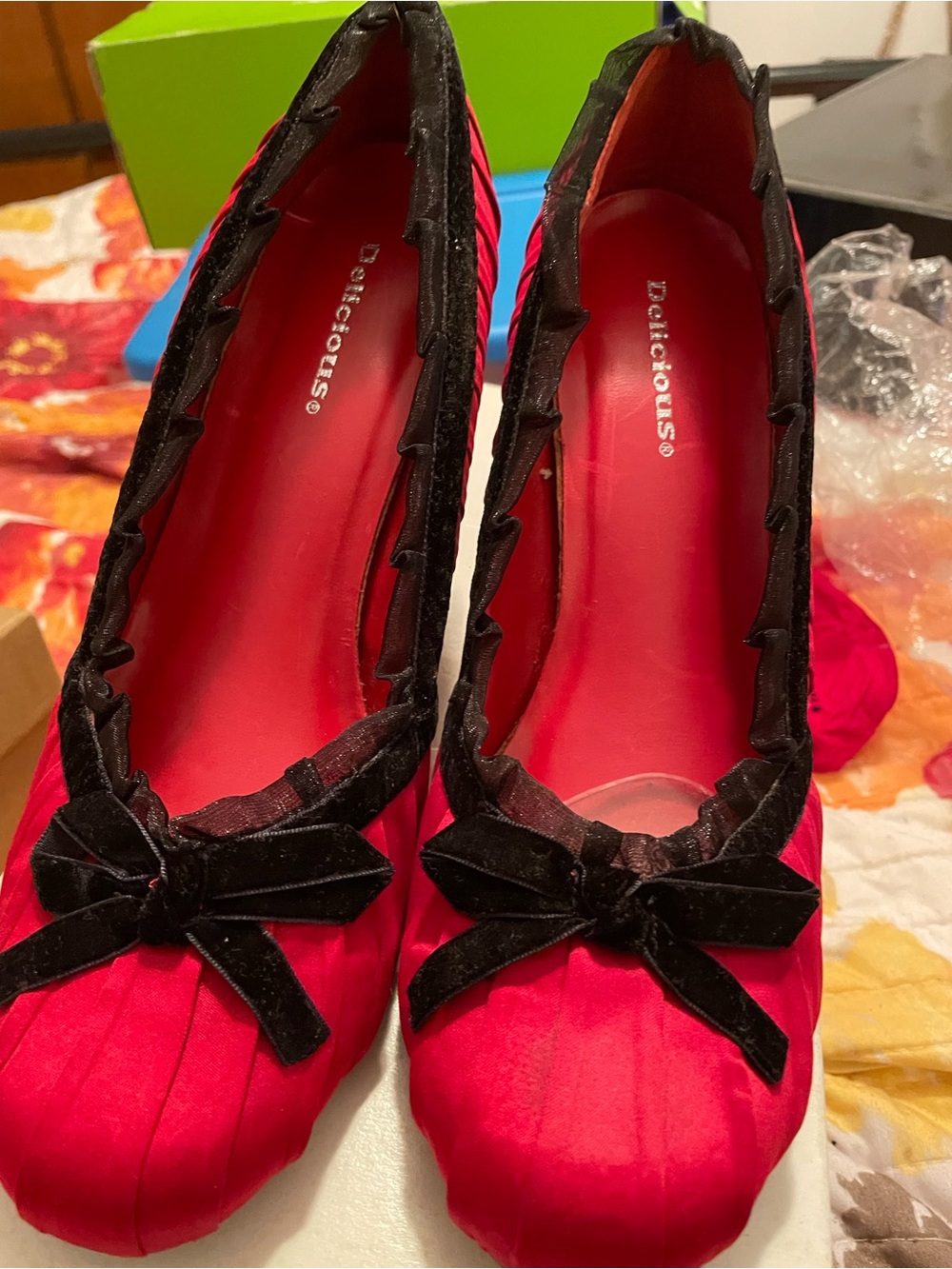 Delicious Hot Pink Satin Flats with Black Velvet Trim and Bow - Picture 7 of 7